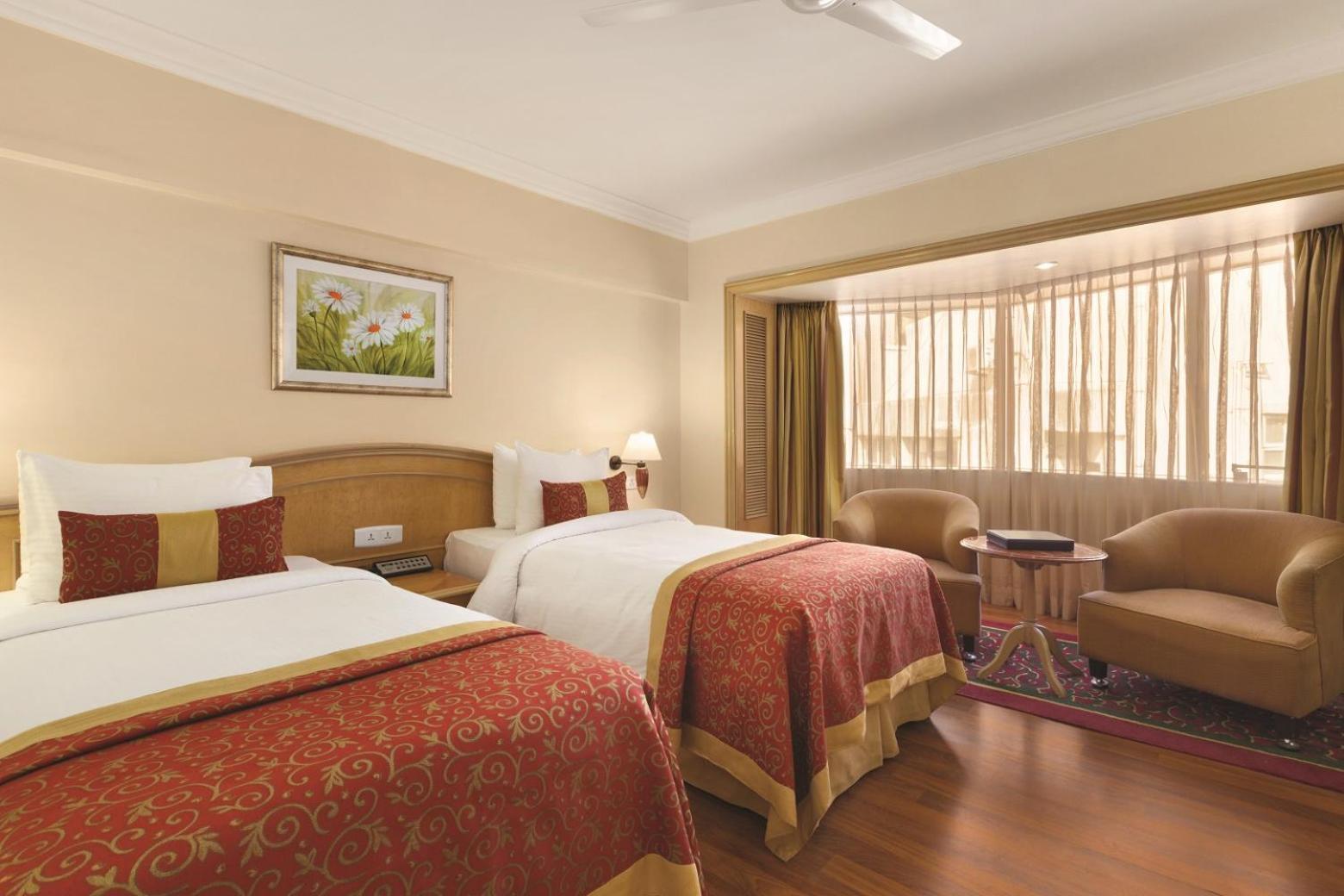 Hotel Ramada Plaza By Wyndham Palm Grove Bombay Esterno foto