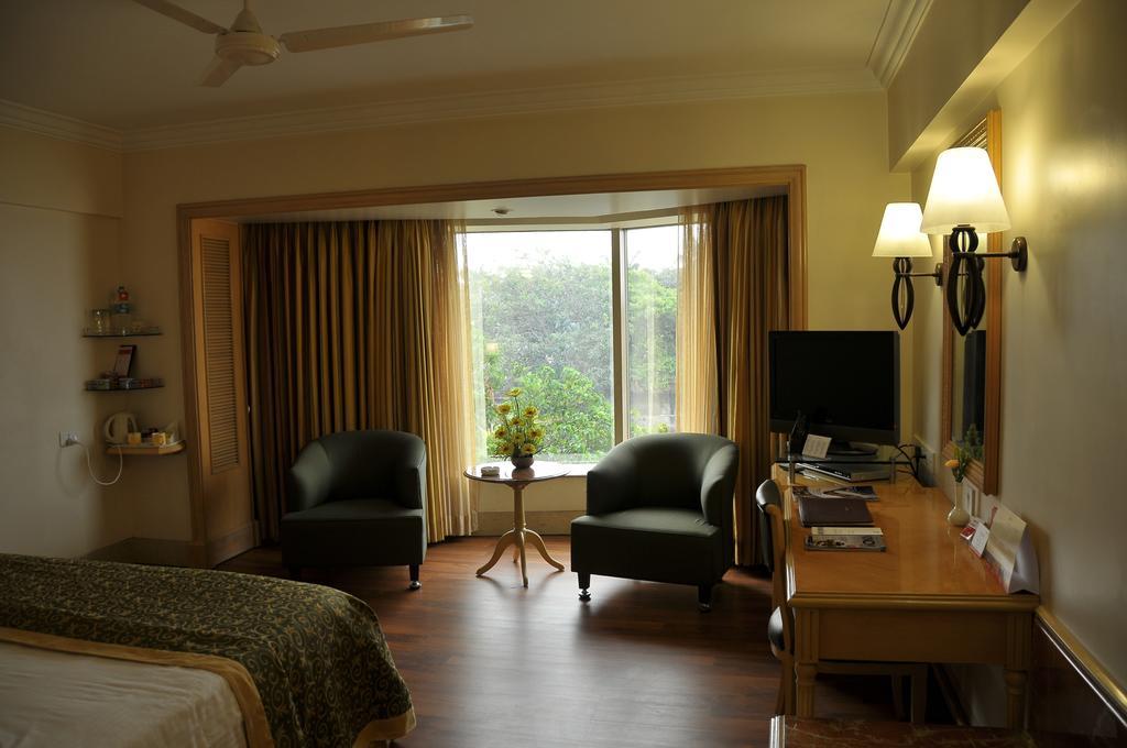 Hotel Ramada Plaza By Wyndham Palm Grove Bombay Camera foto