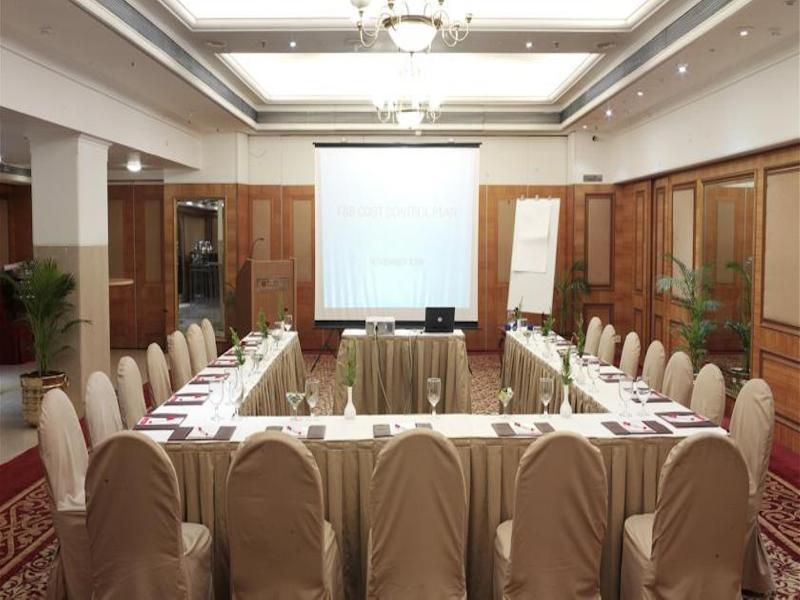 Hotel Ramada Plaza By Wyndham Palm Grove Bombay Esterno foto The Imperial Hotel, New Delhi