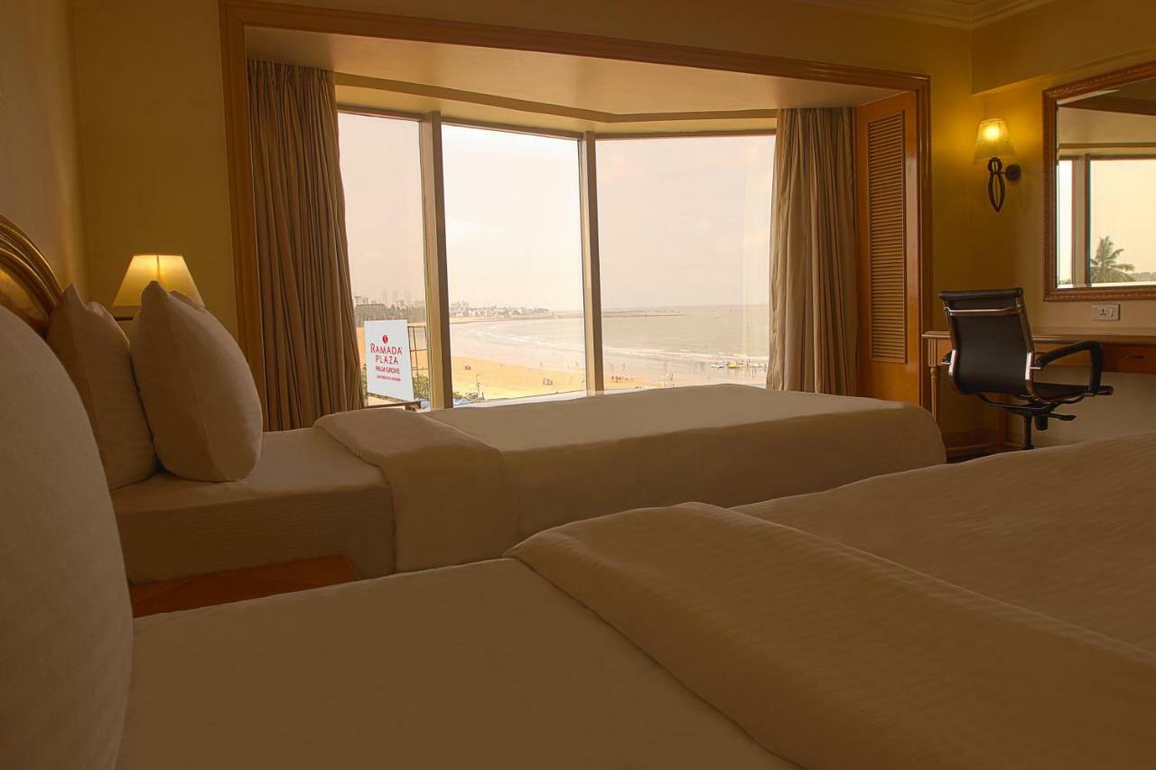 Hotel Ramada Plaza By Wyndham Palm Grove Bombay Esterno foto A room at the hotel
